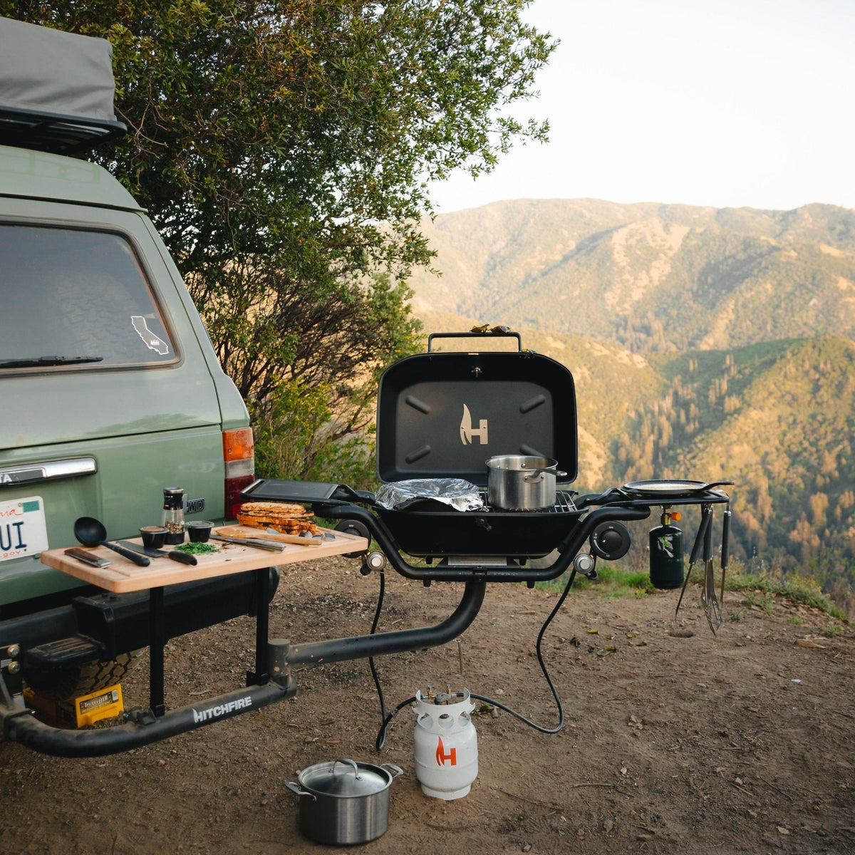 HitchFire F-20 Hitch-Mounted Propane Grill, 20,000 BTU